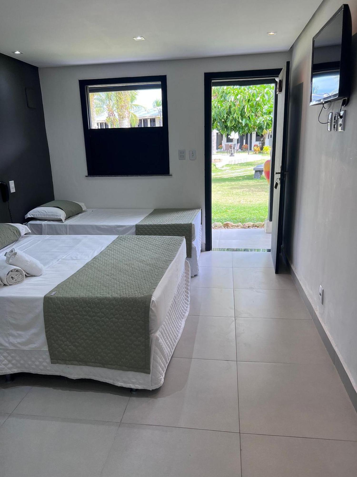 O Beira Mar Praia Hotel Esta Localizado Na Orla, Na Praia De Taperapuan, Cafe Incluso, Wi-Fi 500Mb, Piscinas, Estacionamento Privativo, Ar Condicionado Split, Smart Tv, Frigobar, Porto Seguro Buitenkant foto
